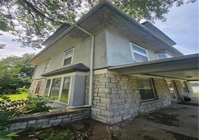 5th image of 2211 E 69Th St, Kansas City, MO 64132 | MLS# 2628007