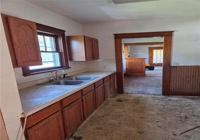Homes for sale in Brookfield, MO | 924 Hansen Ave, Brookfield, MO 64628 | MLS# 2628015