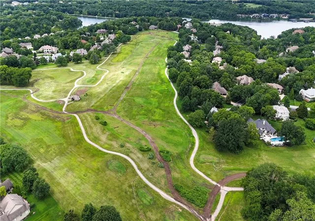 53rd image of 16890 Meadow Ln, Village Of Loch Lloyd, MO 64012 | MLS# 2628024