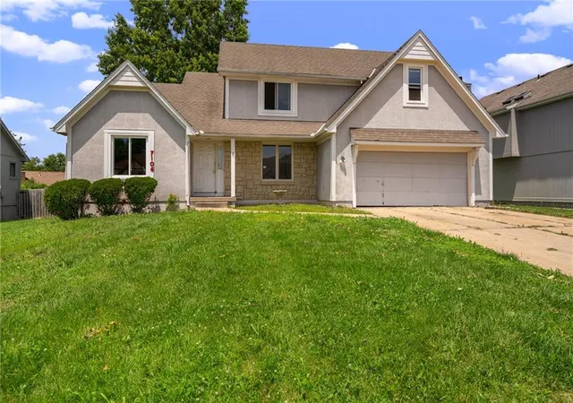 Homes for sale in Grandview, MO | 7104 E 134th Ter, Grandview, MO 64030 | MLS# 2628031