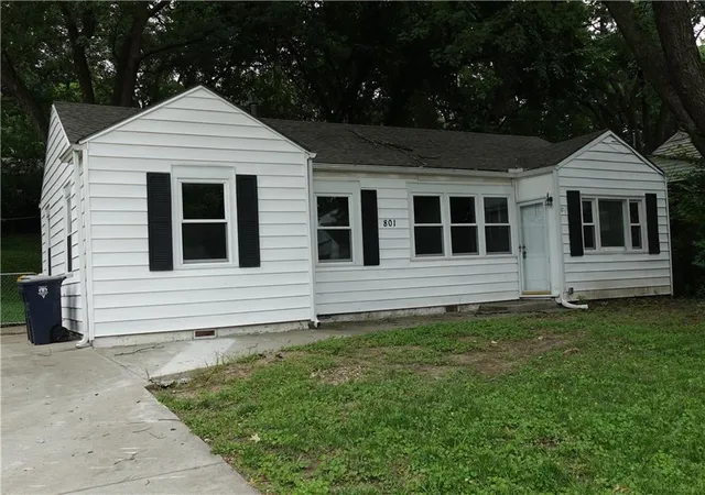 Photo 1 of Single family home for sale at 801 Ne 46th Street, Kansas City, MO 64116 | MLS# 2628035 | Listing updated on 2026-08-13