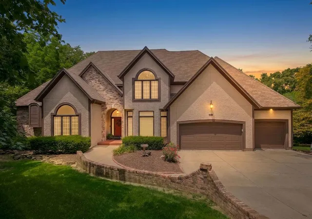 1st image of 18702 W 64th St, Shawnee, KS 66218 | MLS# 2628037