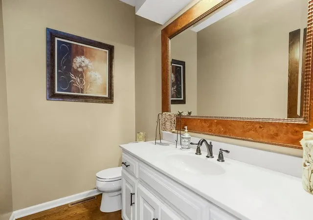 Homes for sale in Shawnee, KS | 18702 W 64Th St, Shawnee, KS 66218 | MLS# 2628037