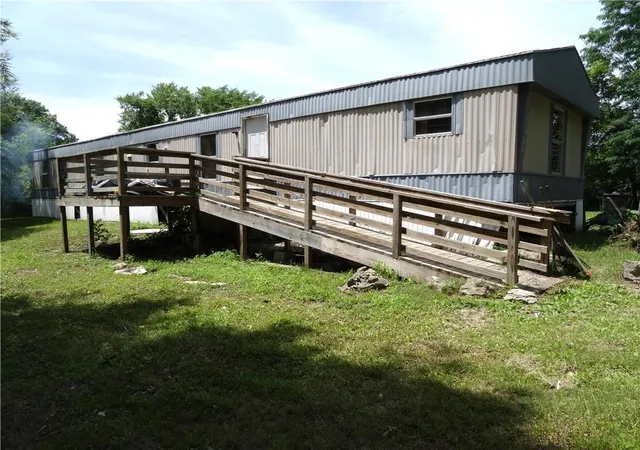 Homes for sale in Butler, MO | 3420 Ne County Road 12193 Road, Butler, MO 64730 | MLS# 2628038