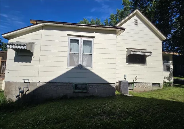 Homes for sale in Cameron, MO | 419 E 5Th St, Cameron, MO 64429 | MLS# 2628061