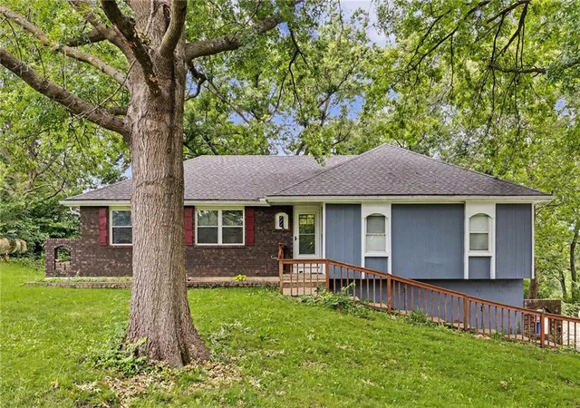 2nd image of 14780 Red Rock Dr, Platte City, MO 64079 | MLS# 2628065