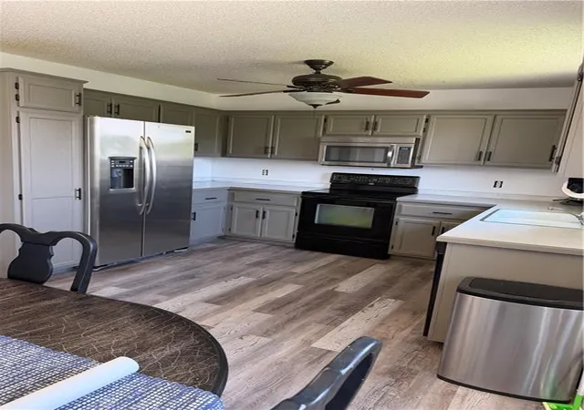2nd image of 905 Paradise Ln, Smithville, MO 64089 | MLS# 2628067