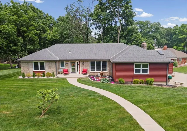 2nd image of 12108 Oak Ridge Rd, Independence, MO 64052 | MLS# 2628074