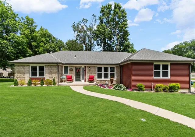 3rd image of 12108 Oak Ridge Rd, Independence, MO 64052 | MLS# 2628074
