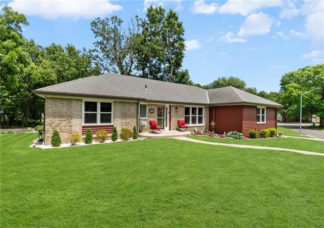 4th image of 12108 Oak Ridge Rd, Independence, MO 64052 | MLS# 2628074