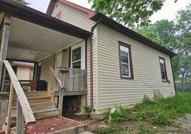 Homes for sale in Kansas City, MO | 2647 Denver Ave, Kansas City, MO 64127 | MLS# 2628078