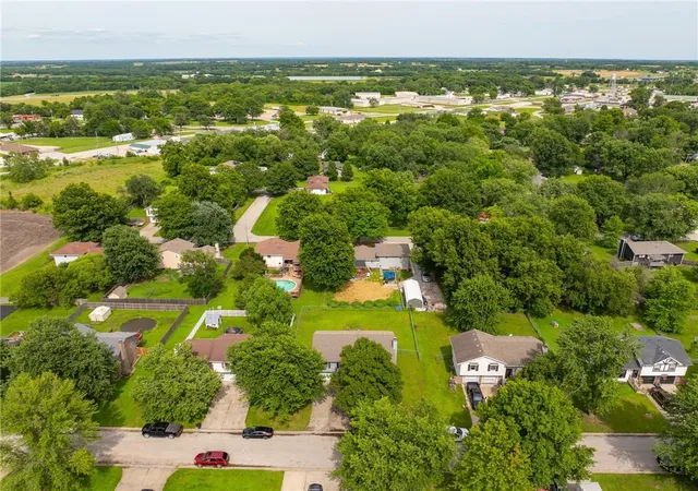 Homes for sale in Garden City, MO | 87 Oak St, Garden City, MO 64747 | MLS# 2628082