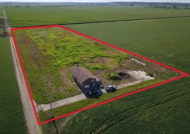 Homes for sale in Carrollton, MO | 31924 County Road 320 N/a, Carrollton, MO 64633 | MLS# 2628084