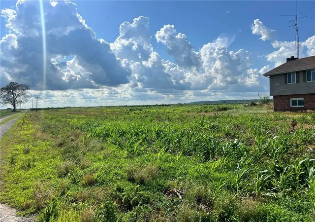 Homes for sale in Carrollton, MO | 31924 County Road 320 N/A, Carrollton, MO 64633 | MLS# 2628084