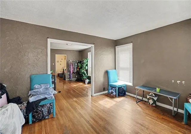 Photo 3 of House for sale at 3915 Norledge Ave, Kansas City, MO 64123 | MLS# 2628112 | Listing updated on 2026-06-29
