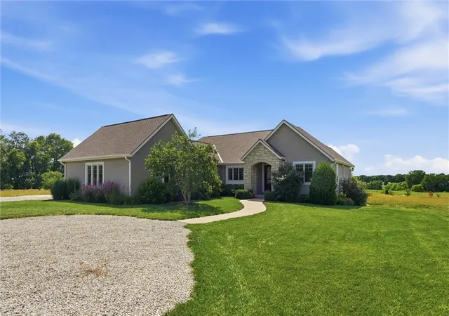 2nd image of 21618 S State Route 291 Hwy, Harrisonville, MO 64701 | MLS# 2628114