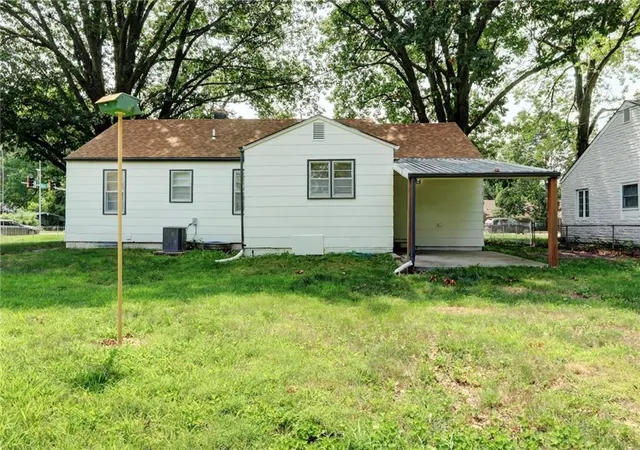 29th image of 5520 Blue Ridge Blvd, Raytown, MO 64133 | MLS# 2628142