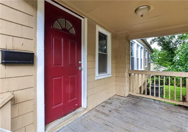 1st image of 6617 Virginia Ave, Kansas City, MO 64131 | MLS# 2628145