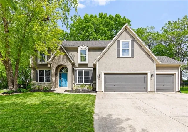2nd image of 15902 W 161st Street, Olathe, KS 66062 | MLS# 2628152