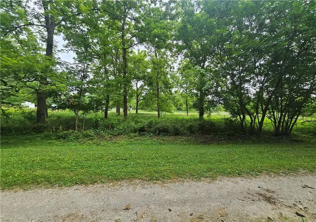 Homes for sale in Hamilton, MO | 617 E Arthur St, Hamilton, MO 64644 | MLS# 2628166