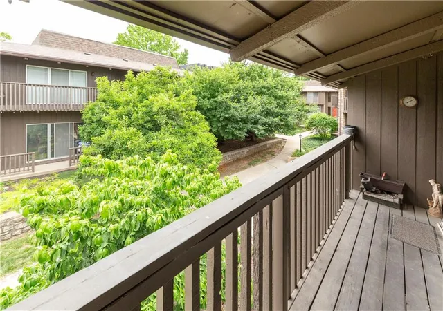 5th image of 425 W 104Th St #D, Kansas City, MO 64114 | MLS# 2628169