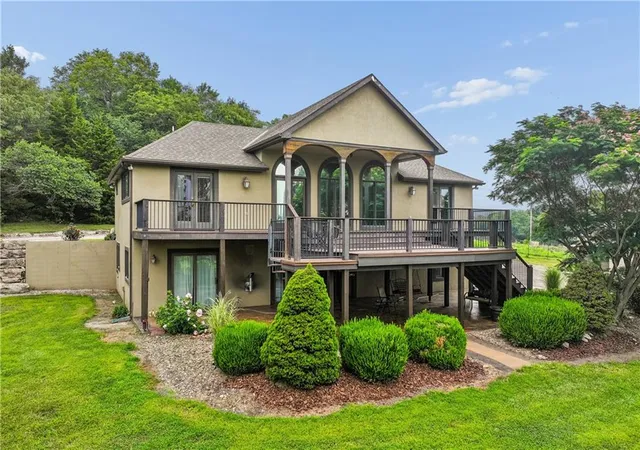 2nd image of 24858 Columbia Rd, Paola, KS 66071 | MLS# 2628172