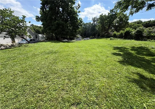 5th image of 2934 Jarboe St, Kansas City, MO 64108 | MLS# 2628180