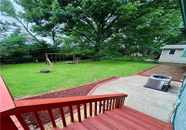Homes for sale in Lawrence, KS | 1607 W 28 Ter, Lawrence, KS 66046 | MLS# 2628205