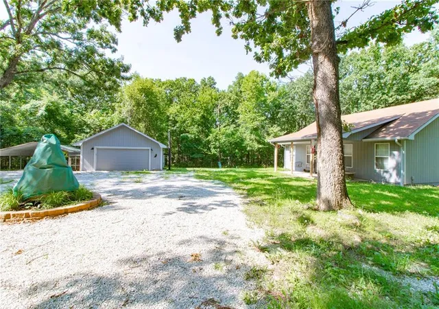 Homes for sale in Urbana, MO | 28418 Acorn Dr, Urbana, MO 65767 | MLS# 2628210