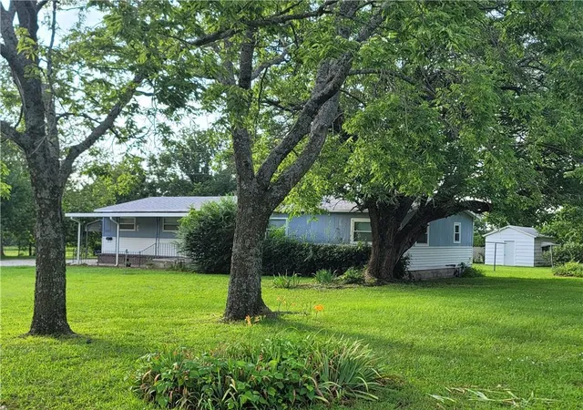 Homes for sale in Fort Scott, KS | 1301 E Charles St, Fort Scott, KS 66701 | MLS# 2628221