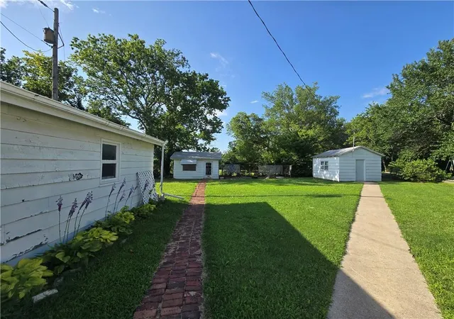 Homes for sale in Fort Scott, KS | 1301 E Charles St, Fort Scott, KS 66701 | MLS# 2628221