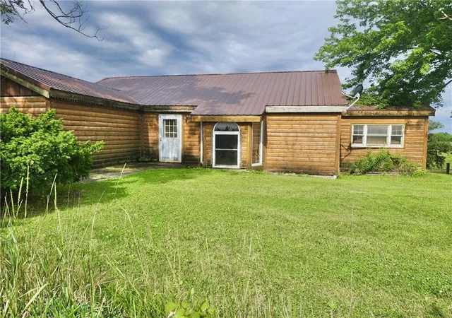 Photo 2 of Single family home for sale at 17316 Flagpole Rd, Princeton, MO 64673 | MLS# 2628225 | Listing updated on 2026-07-01