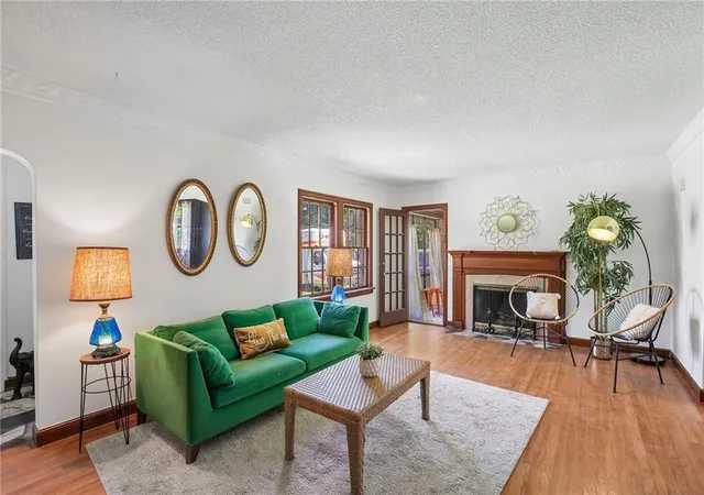 Homes for sale in Kansas City, MO | 415 E 75Th St, Kansas City, MO 64131 | MLS# 2628228