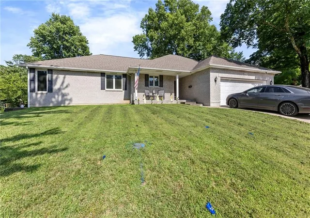 Homes for sale in Eudora, KS | 1112 Church St, Eudora, KS 66025 | MLS# 2628241