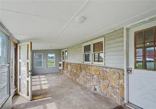 Homes for sale in Kincaid, KS | 15496 Norton Rd, Kincaid, KS 66039 | MLS# 2628247
