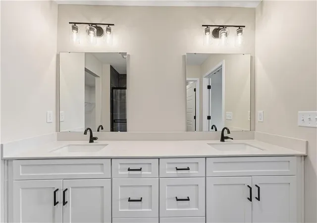 Photo 3 of Single family home for sale at 16657 Lawson St, Olathe, KS 66062 | MLS# 2628288 | Listing updated on 2026-10-05