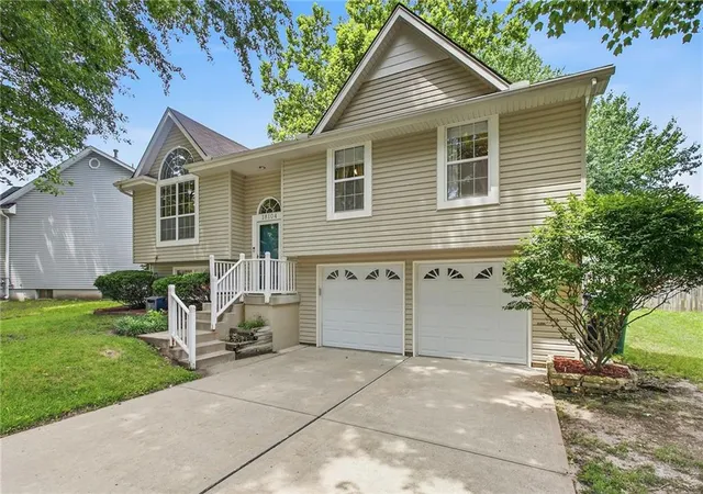 2nd image of 18104 E 31st Terrace Dr S, Independence, MO 64057 | MLS# 2628291