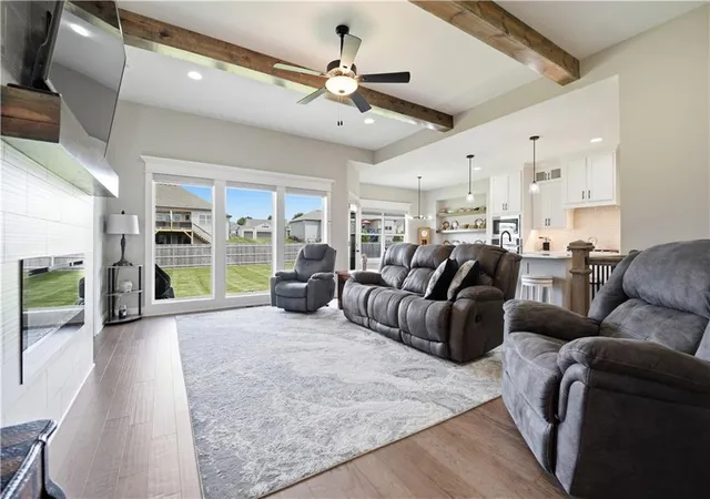 Photo 4 of Single family home for sale at 1811 Winchester Dr, Pleasant Hill, MO 64080 | MLS# 2628292 | Listing updated on 2026-10-08