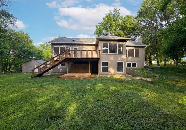 3rd image of 530 Nw 1891St Rd, Kingsville, MO 64061 | MLS# 2628295