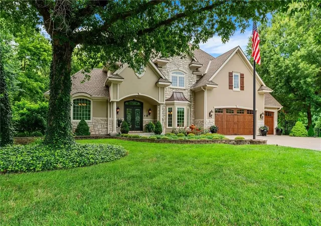 Photo 3 of Single family home for sale at 14702 Hills Rd, Kearney, MO 64060 | MLS# 2628300 | Listing updated on 2026-09-13