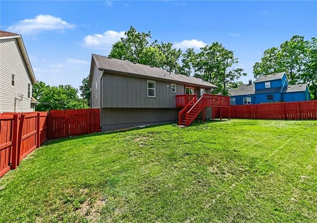 Homes for sale in Merriam, KS | 9812 W 51st St, Merriam, KS 66203 | MLS# 2628317