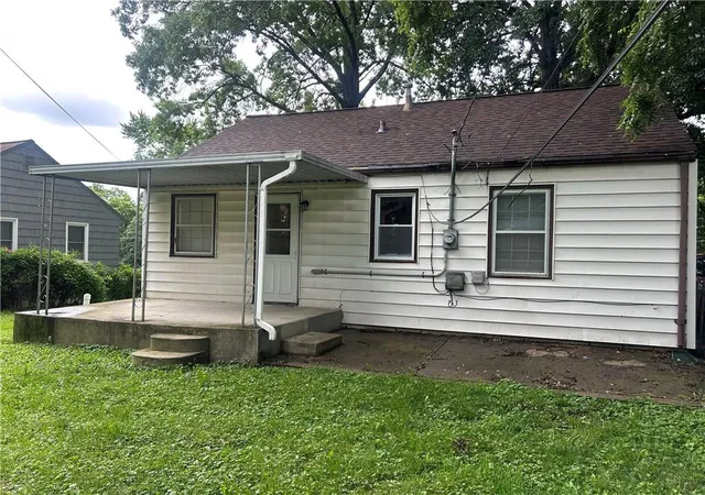 Homes for sale in Kansas City, KS | 2232 S 13th Ter, Kansas City, KS 66103 | MLS# 2628330
