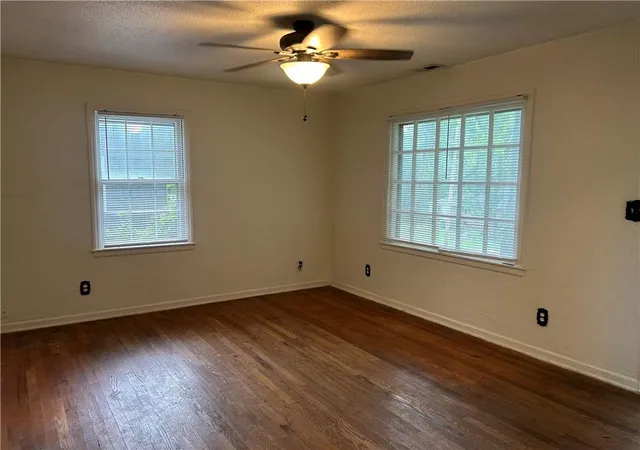 Homes for sale in Kansas City, KS | 2232 S 13Th Ter, Kansas City, KS 66103 | MLS# 2628330