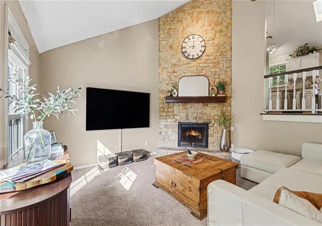 5th image of 11634 Earnshaw St, Overland Park, KS 66210 | MLS# 2628341