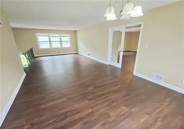 Photo 3 of Sale Pending at 3900 S Hands St, Independence, MO 64055 | MLS# 2628342 | Listing updated on 2026-08-16