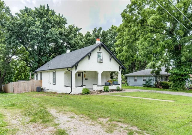 4th image of 6033 Edith Ave, Kansas City, KS 66104 | MLS# 2628359