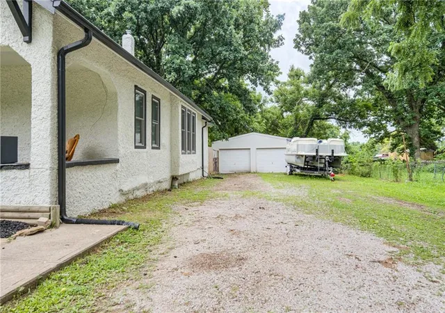 5th image of 6033 Edith Ave, Kansas City, KS 66104 | MLS# 2628359