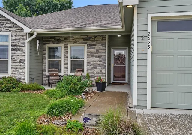 Homes for sale in Eudora, KS | 2629 S Fir Ter, Eudora, KS 66025 | MLS# 2628361