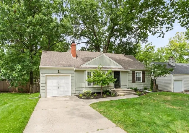 Photo 2 of Sale Pending at 5200 W 72nd Street, Prairie Village, KS 66208 | MLS# 2628364 | Listing updated on 2026-09-05