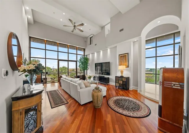 4th image of 600 E Admiral Blvd #408, Kansas City, MO 64106 | MLS# 2628367
